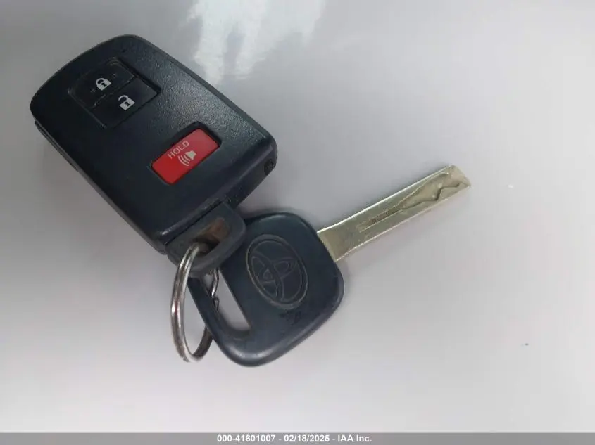 2021 TOYOTA TACOMA SR V6