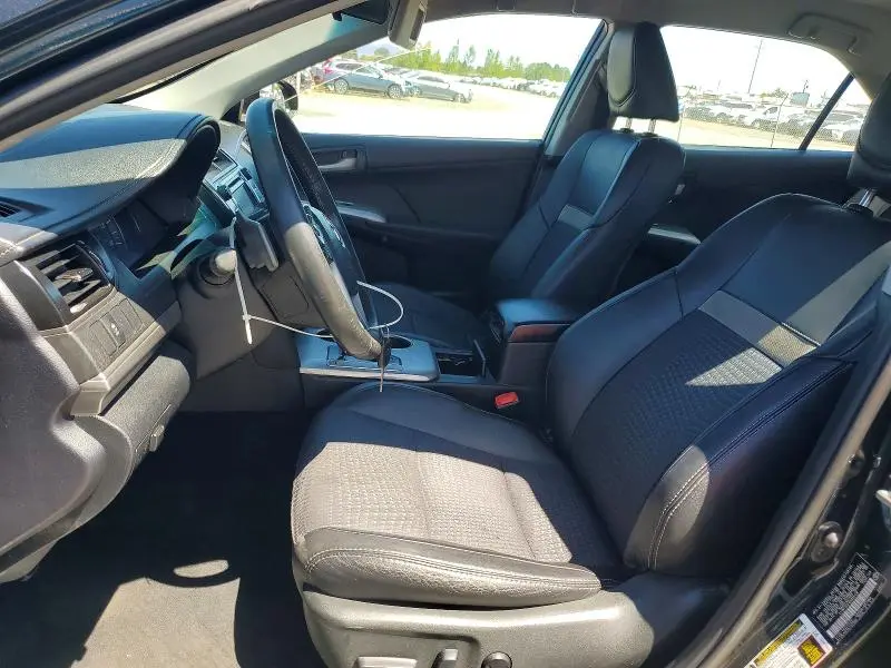 2013 TOYOTA CAMRY SE  