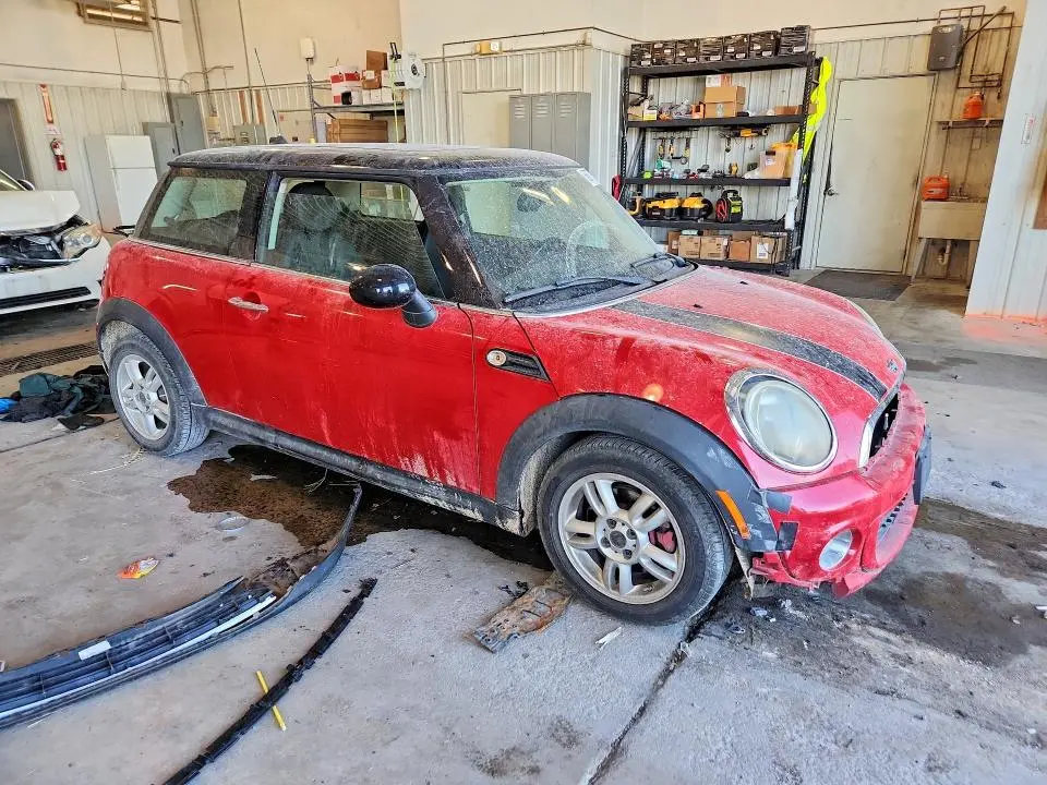 2013 MINI COOPER BASE  