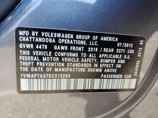 2013 VOLKSWAGEN PASSAT S  