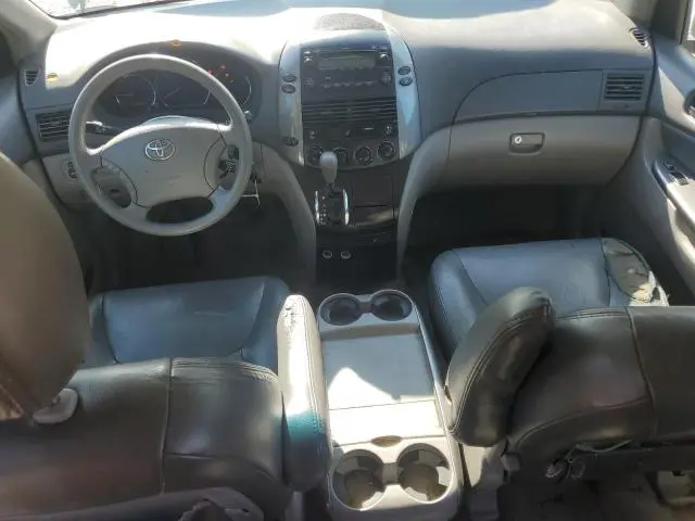 2010 TOYOTA SIENNA CE  