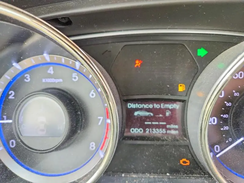 2012 HYUNDAI SONATA GLS  