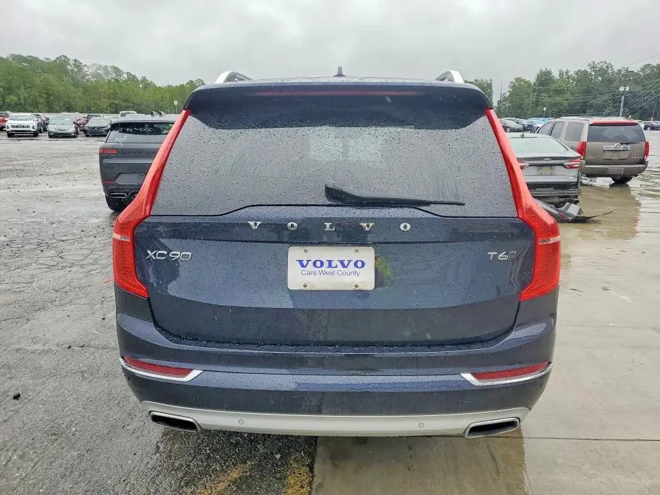 2016 VOLVO XC90 T6  