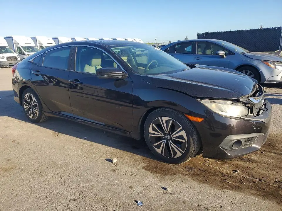 2017 HONDA CIVIC EX  