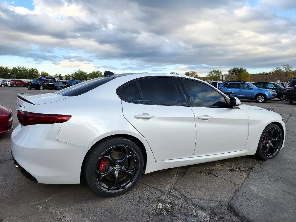 2018 ALFA ROMEO GIULIA TI Q4  