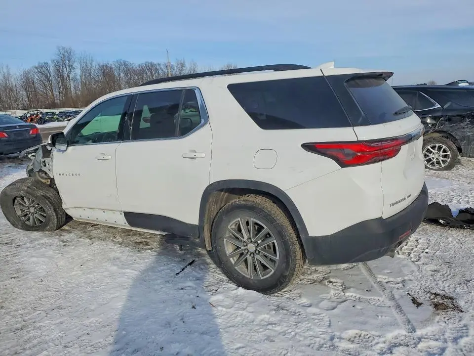 2022 CHEVROLET TRAVERSE LT  