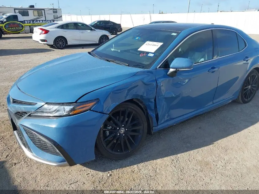 2024 TOYOTA CAMRY XSE
