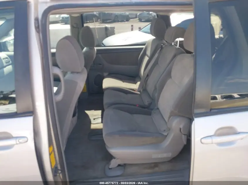 2010 TOYOTA SIENNA CE/LE