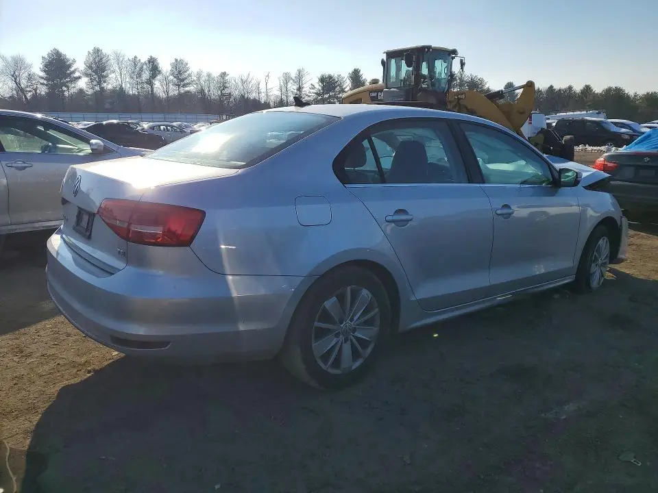 2015 VOLKSWAGEN JETTA SE  