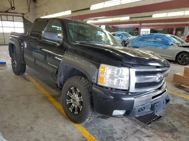 2011 CHEVROLET SILVERADO K1500 LT  