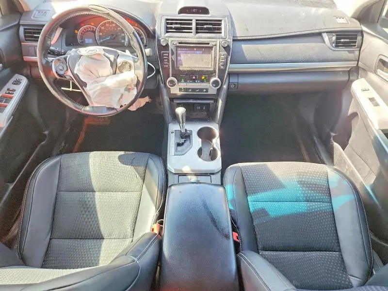 2014 TOYOTA CAMRY SE  