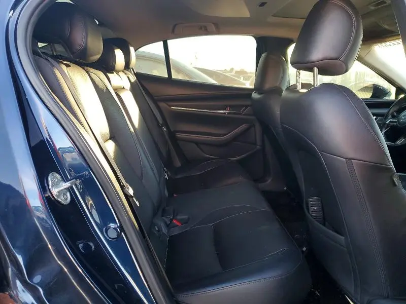 2020 MAZDA 3 PREMIUM  