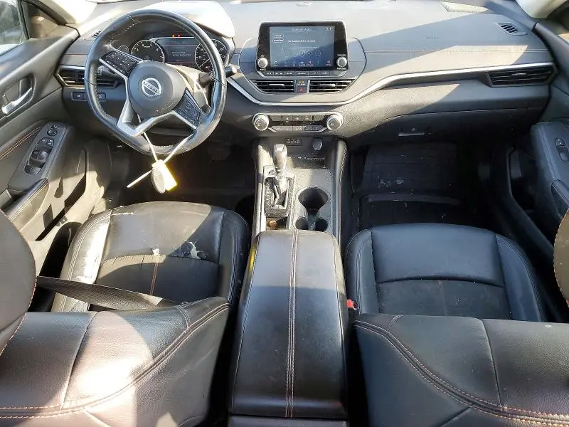 2021 NISSAN ALTIMA SR  