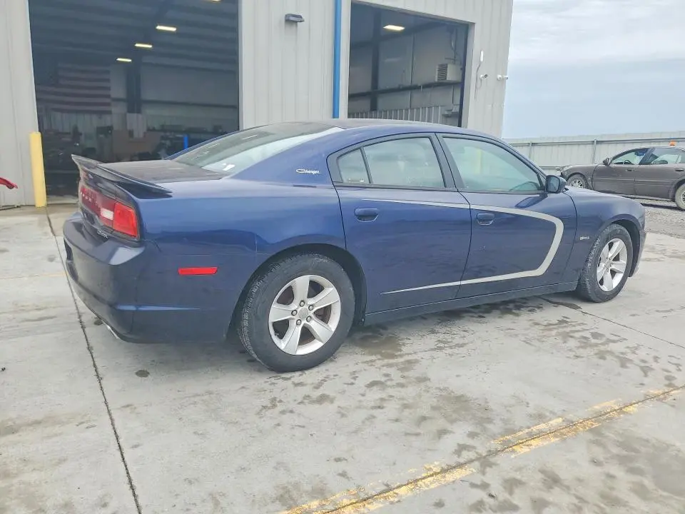 2014 DODGE CHARGER SE  