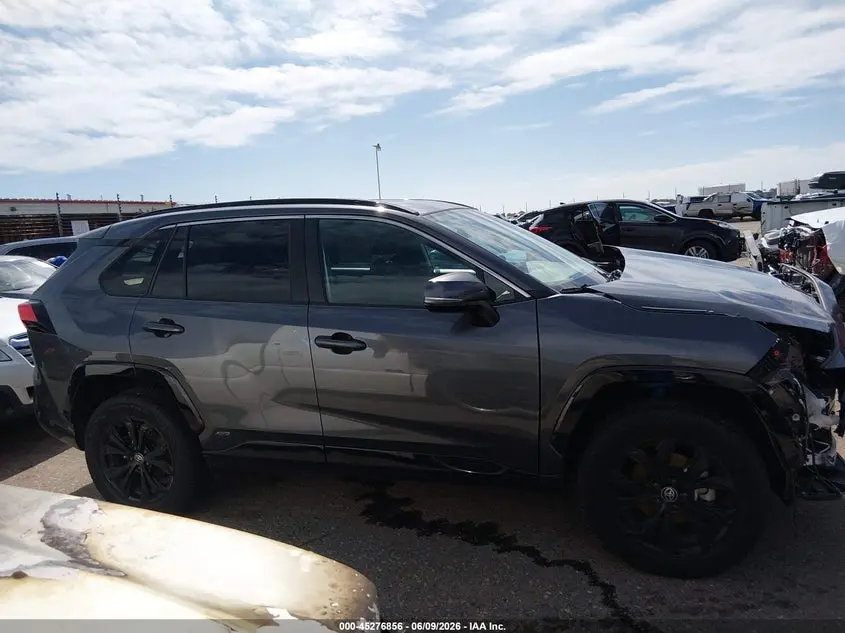 2022 TOYOTA RAV4 HYBRID SE