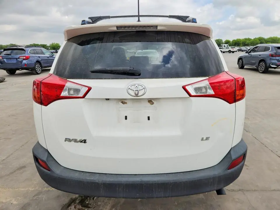 2014 TOYOTA RAV4 LE  