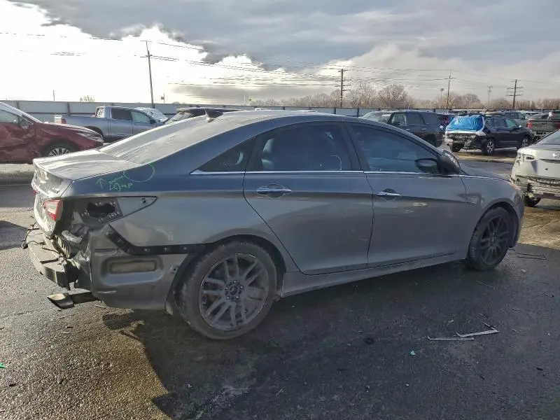 2013 HYUNDAI SONATA SE  