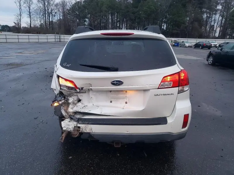 2010 SUBARU OUTBACK 2.5I LIMITED  