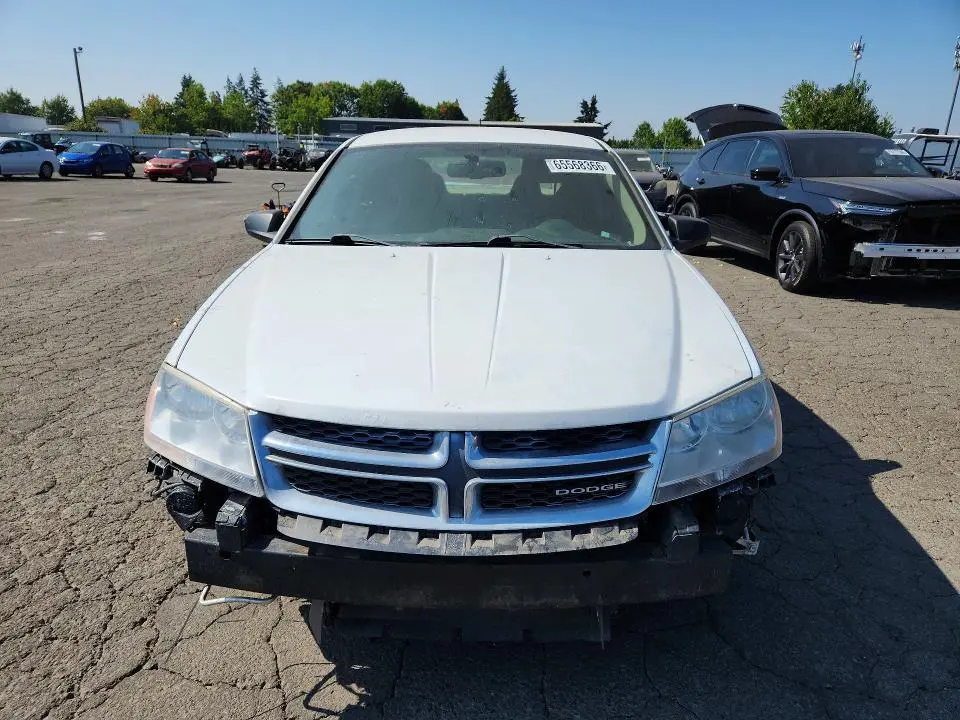 2014 DODGE AVENGER SE  