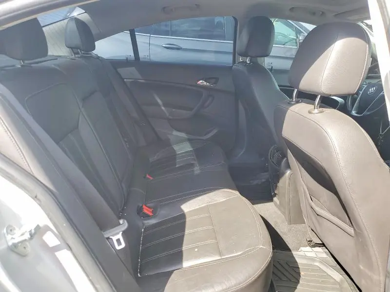 2011 BUICK REGAL CXL  