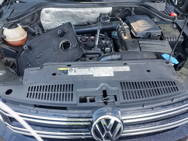 2015 VOLKSWAGEN TIGUAN S  