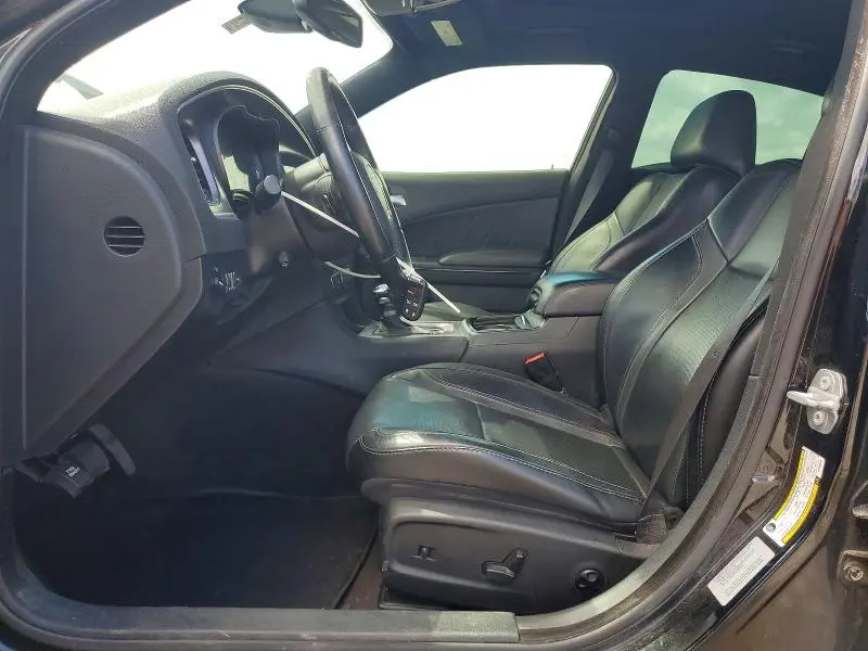 2016 DODGE CHARGER SXT  
