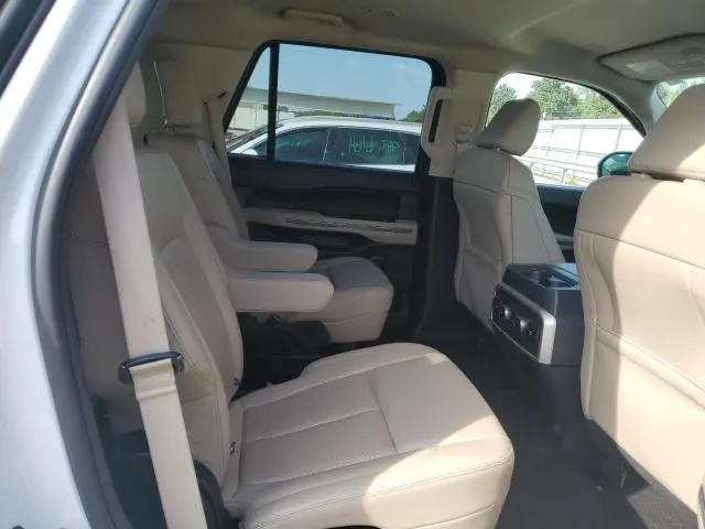 2022 FORD EXPEDITION XLT  