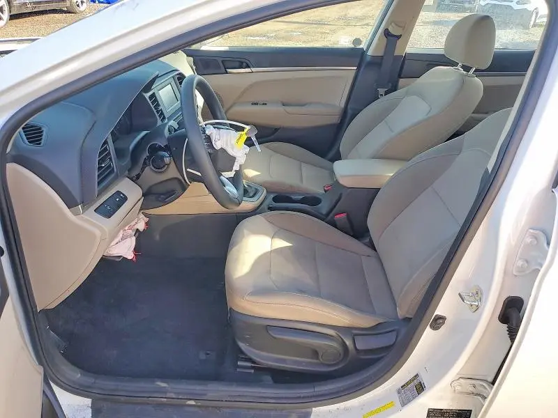 2020 HYUNDAI ELANTRA SE  