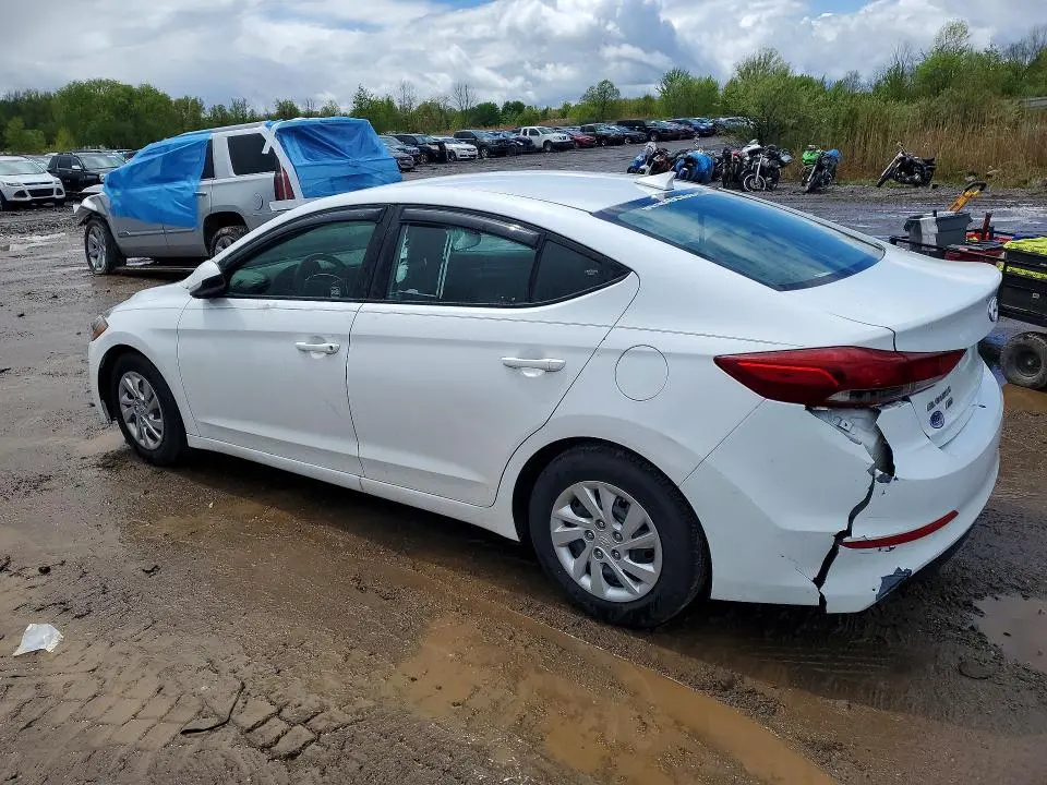 2017 HYUNDAI ELANTRA SE  
