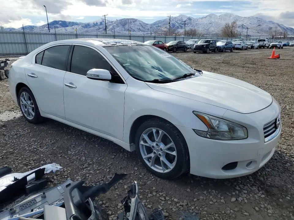 2012 NISSAN MAXIMA   