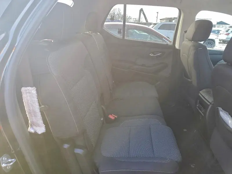 2021 CHEVROLET TRAVERSE LS  