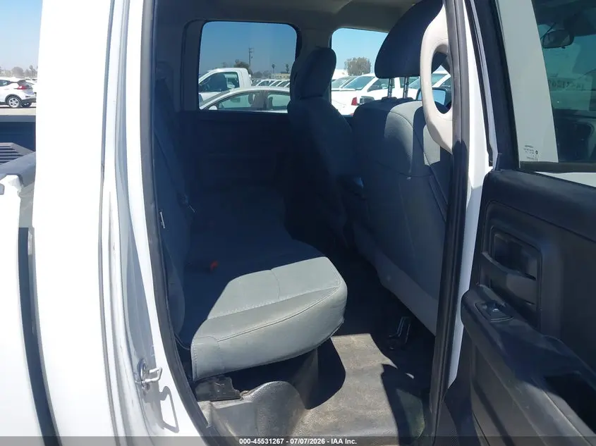 2018 RAM 1500 TRADESMAN  4X4 6'4 BOX