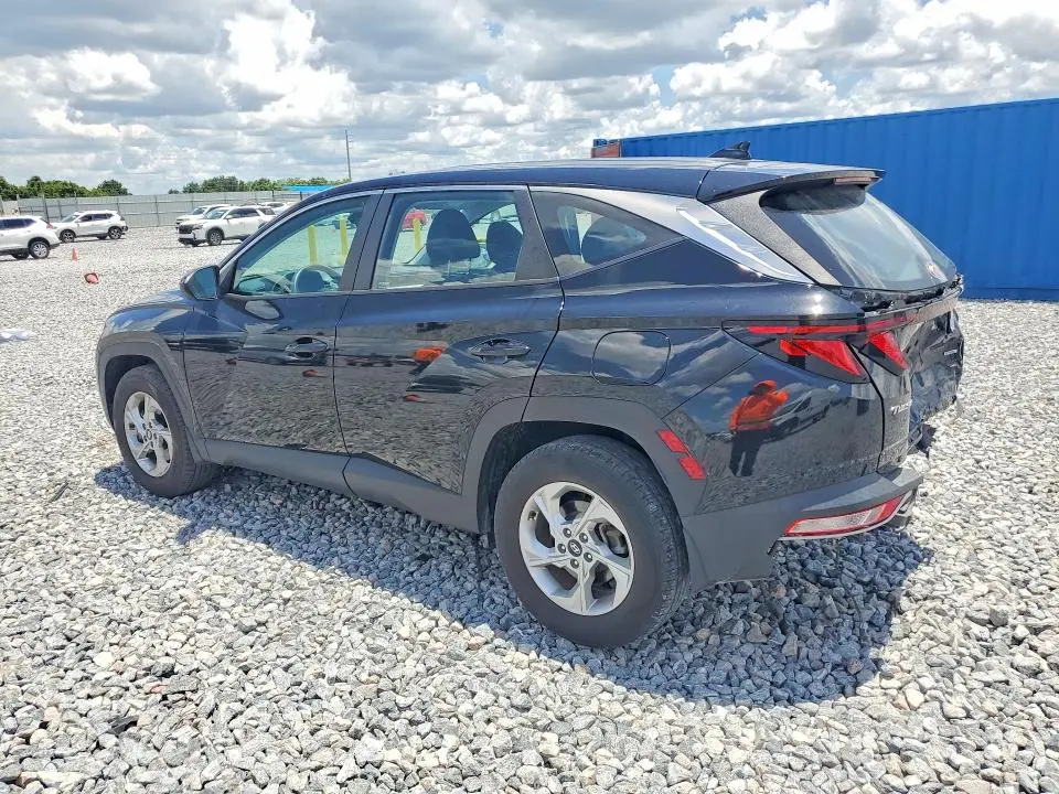 2023 HYUNDAI TUCSON SE  