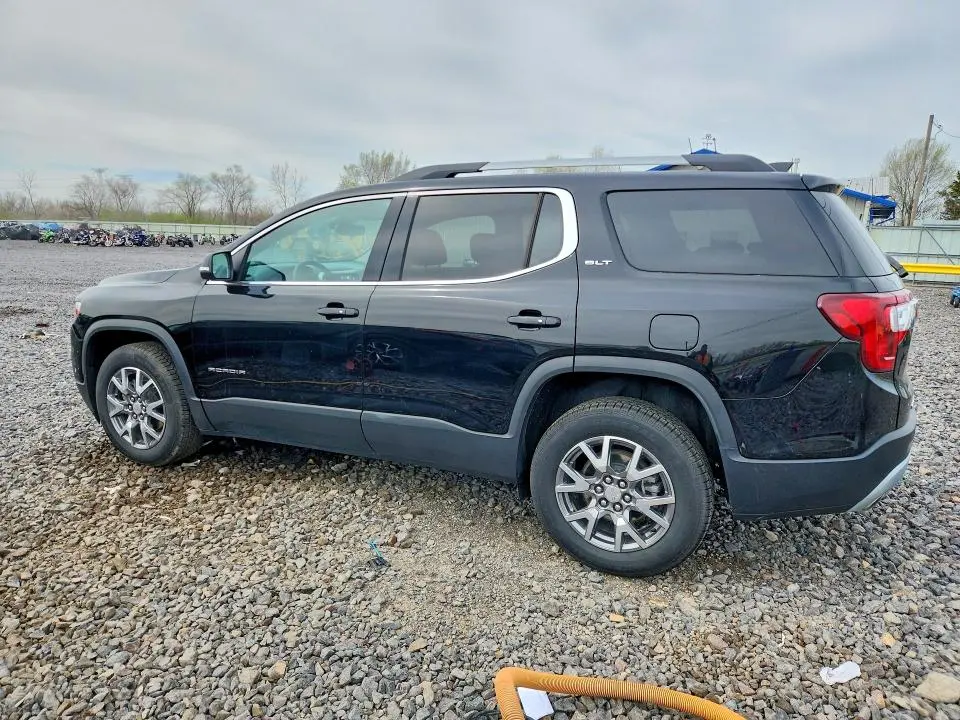 2021 GMC ACADIA SLT  