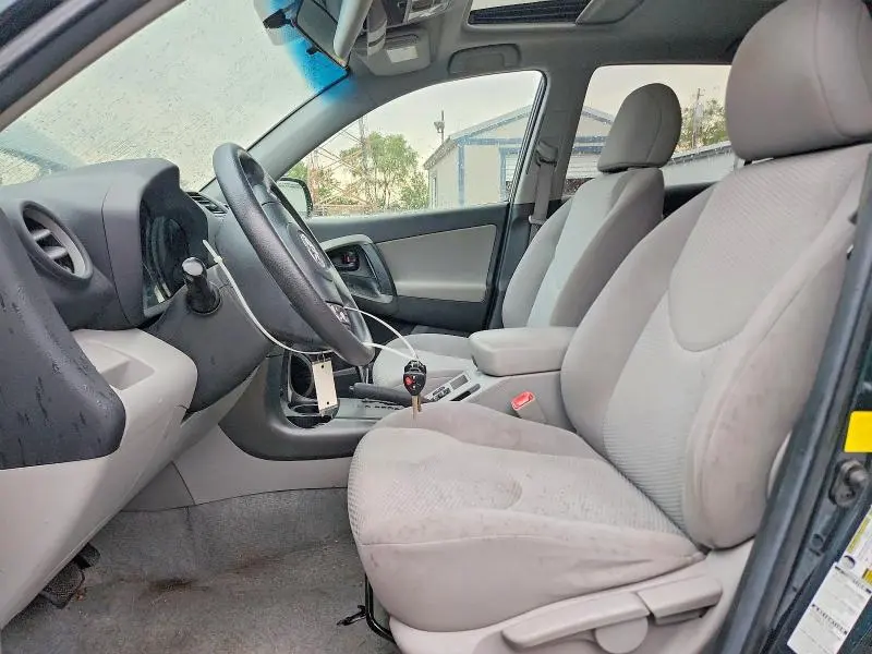 2011 TOYOTA RAV4 BASE  