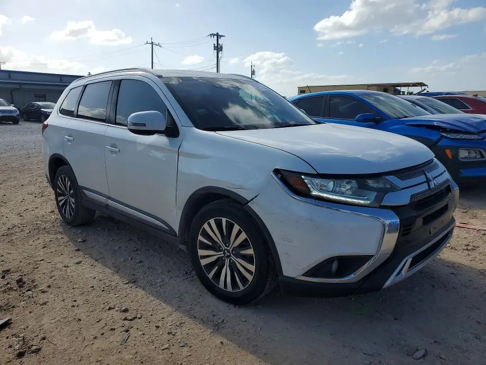 2020 MITSUBISHI OUTLANDER SE  