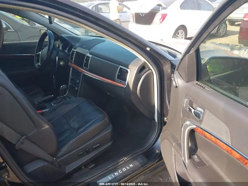 2010 LINCOLN MKZ  