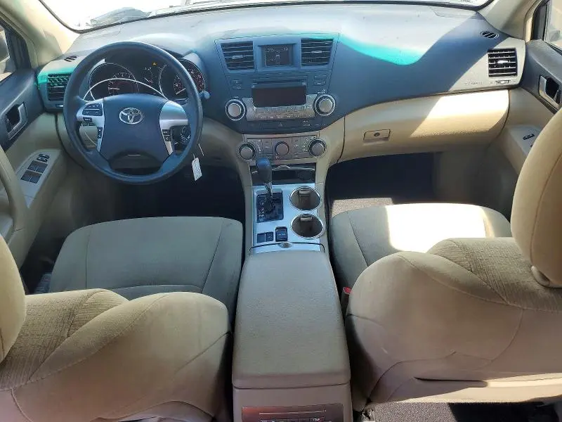 2012 TOYOTA HIGHLANDER BASE  