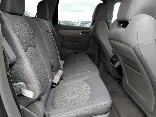 2016 CHEVROLET TRAVERSE LS  