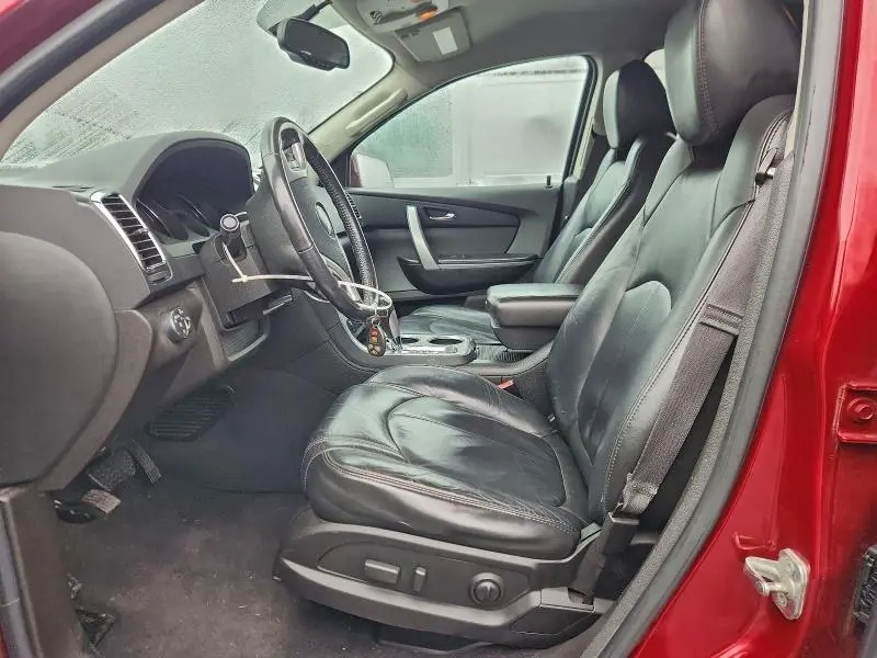 2011 GMC ACADIA SLT-2  