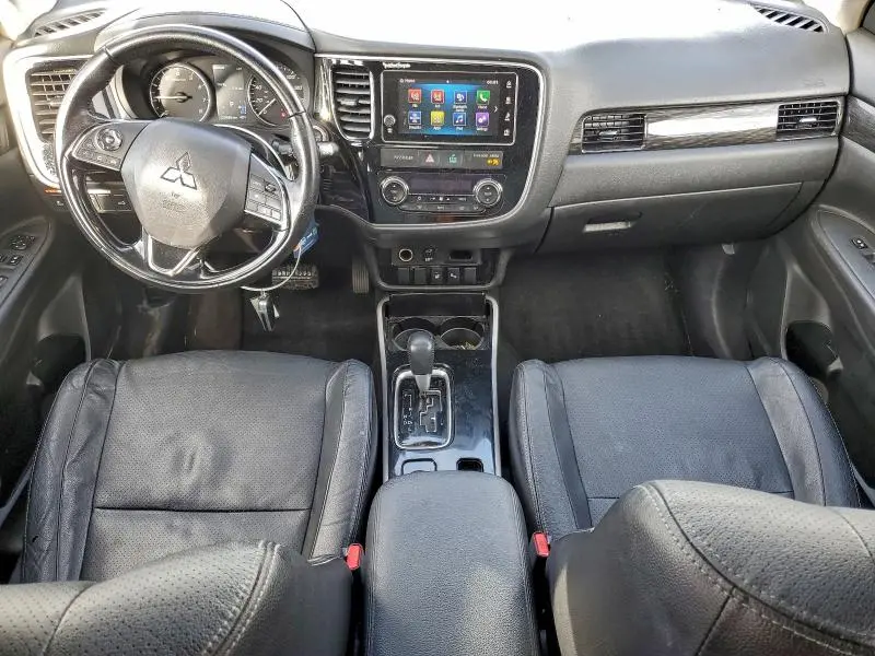 2017 MITSUBISHI OUTLANDER SE  