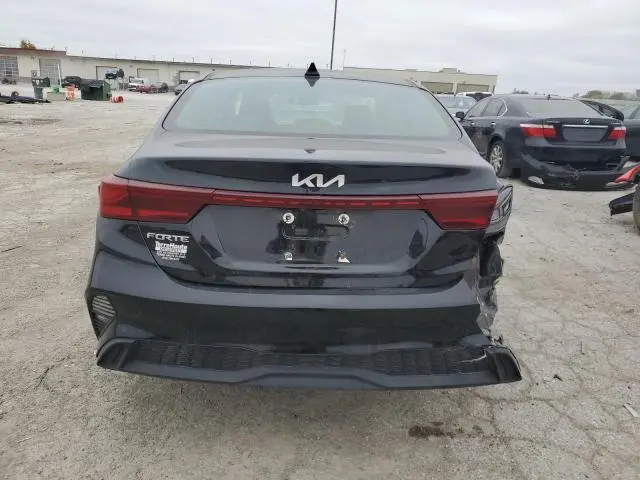 2022 KIA FORTE FE  