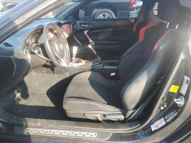 2013 TOYOTA SCION FR-S   