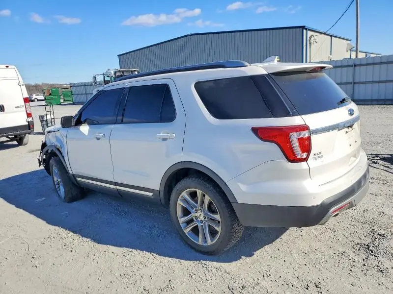 2017 FORD EXPLORER XLT  