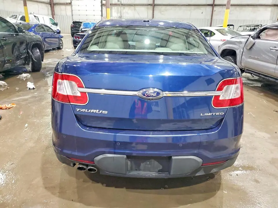 2012 FORD TAURUS LIMITED  