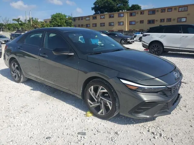 2025 HYUNDAI ELANTRA SEL SPORT  