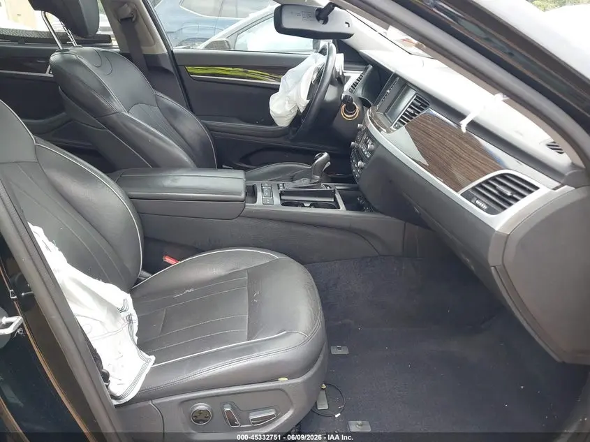 2015 HYUNDAI GENESIS 3.8