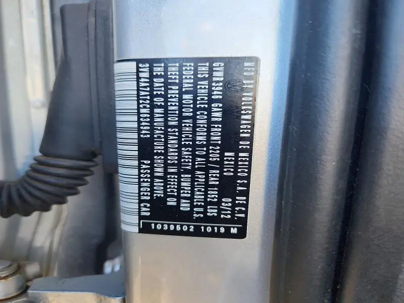 2012 VOLKSWAGEN BEETLE TURBO  