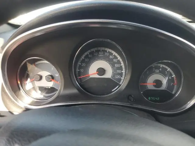 2013 CHRYSLER 200 LX  