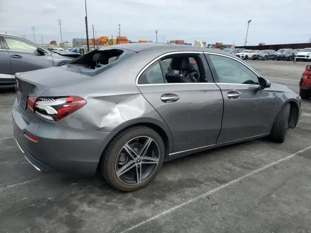 2021 MERCEDES-BENZ A 220  